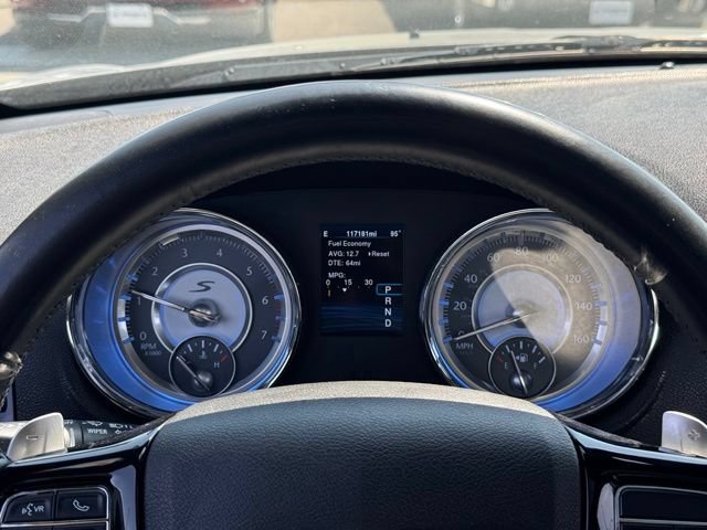 Used 2014 Chrysler 300 S AWD/4WD image 31