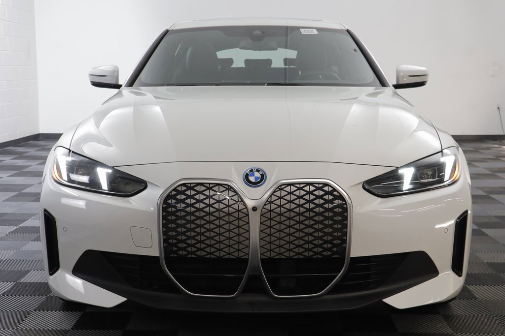 Used 2025 BMW i4 xDrive40i image 22