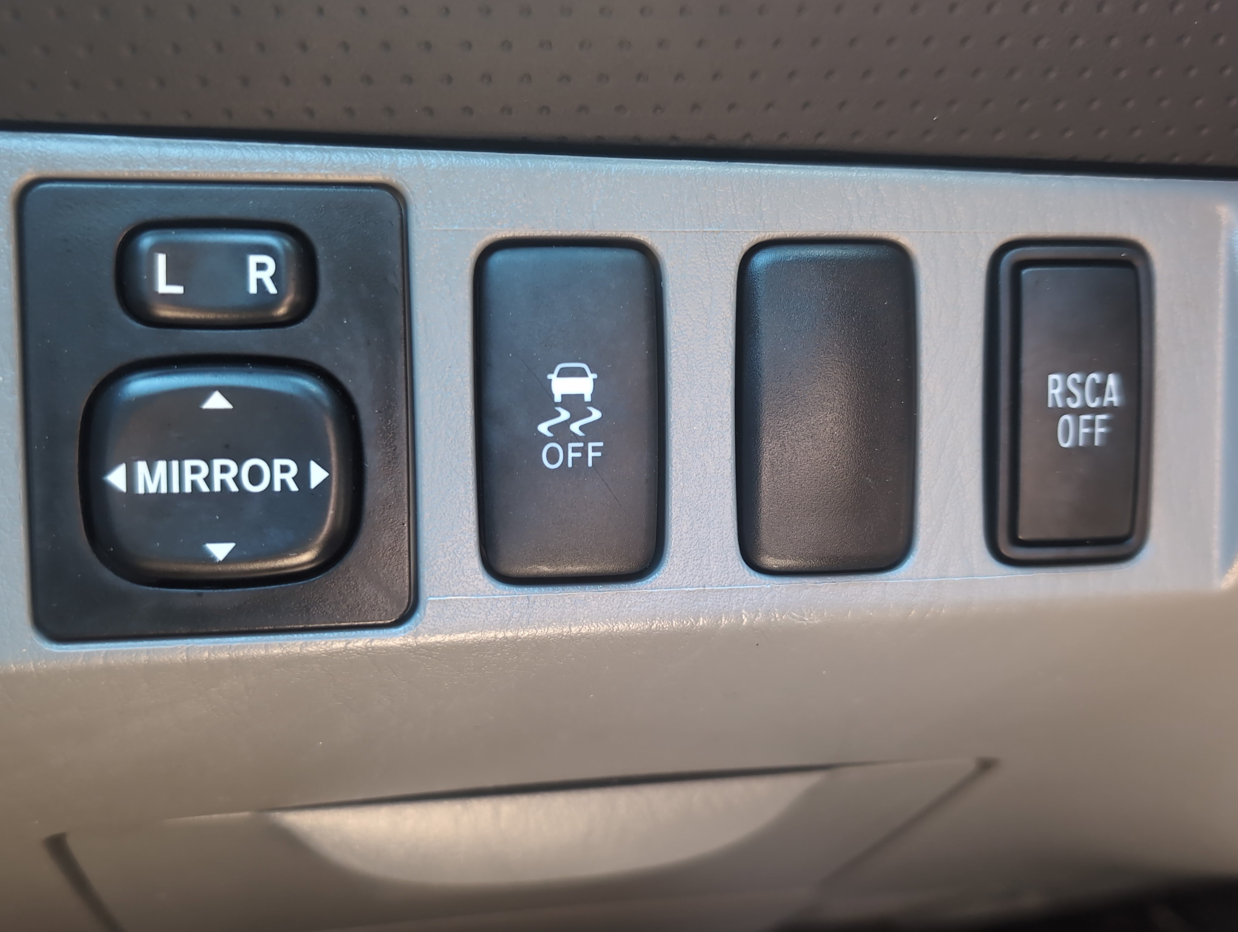 Used 2014 Toyota Tacoma 4x4 Double Cab image 35