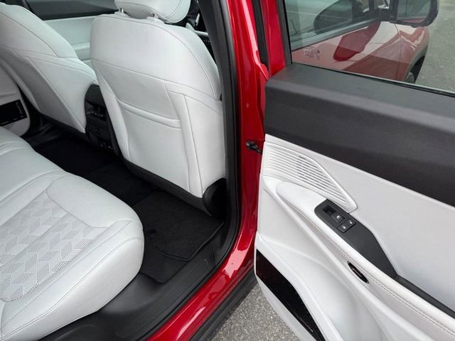 New 2026 Jeep Cherokee Overland image 13