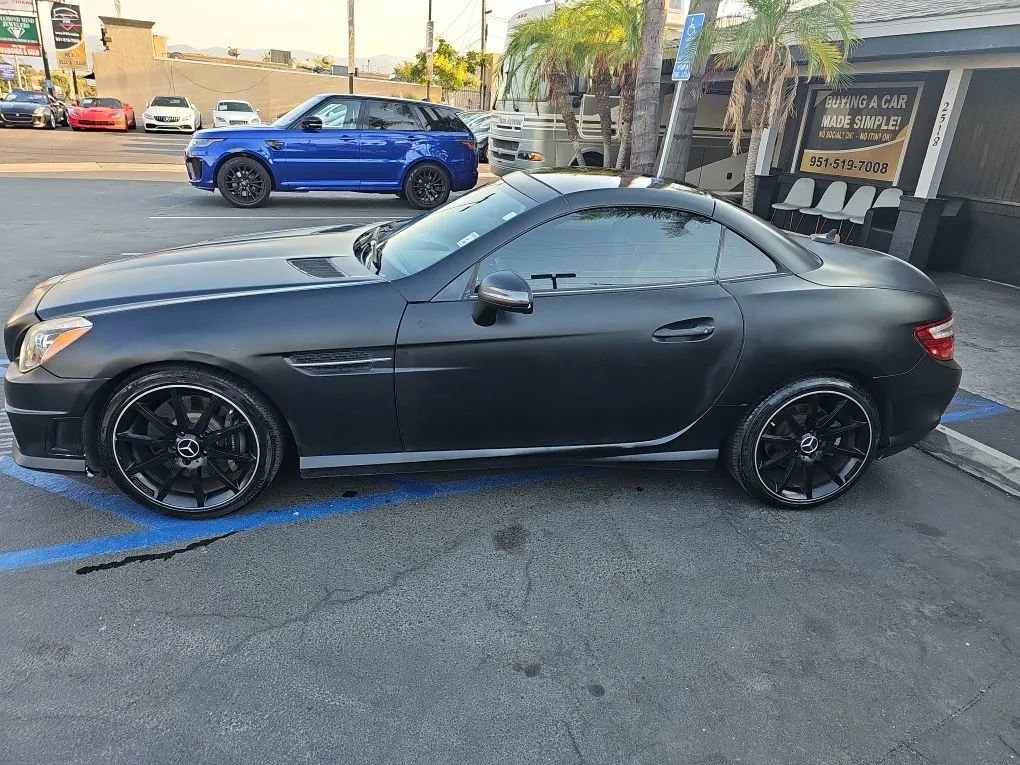 Used 2014 Mercedes-Benz SLK 250 w/ Premium Package image 4