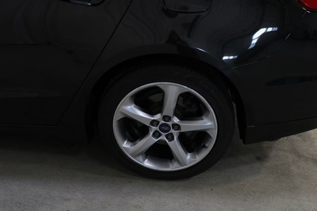 Used 2014 Ford Fusion SE w/ Equipment Group 201A image 25