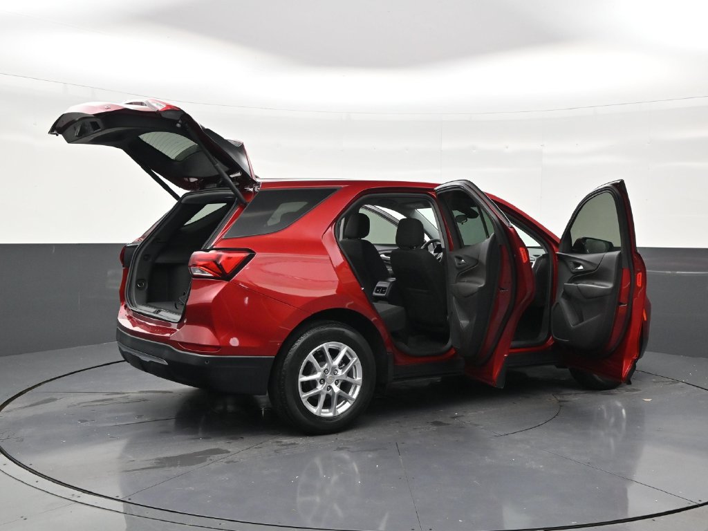 Used 2024 Chevrolet Equinox LT FWD image 27