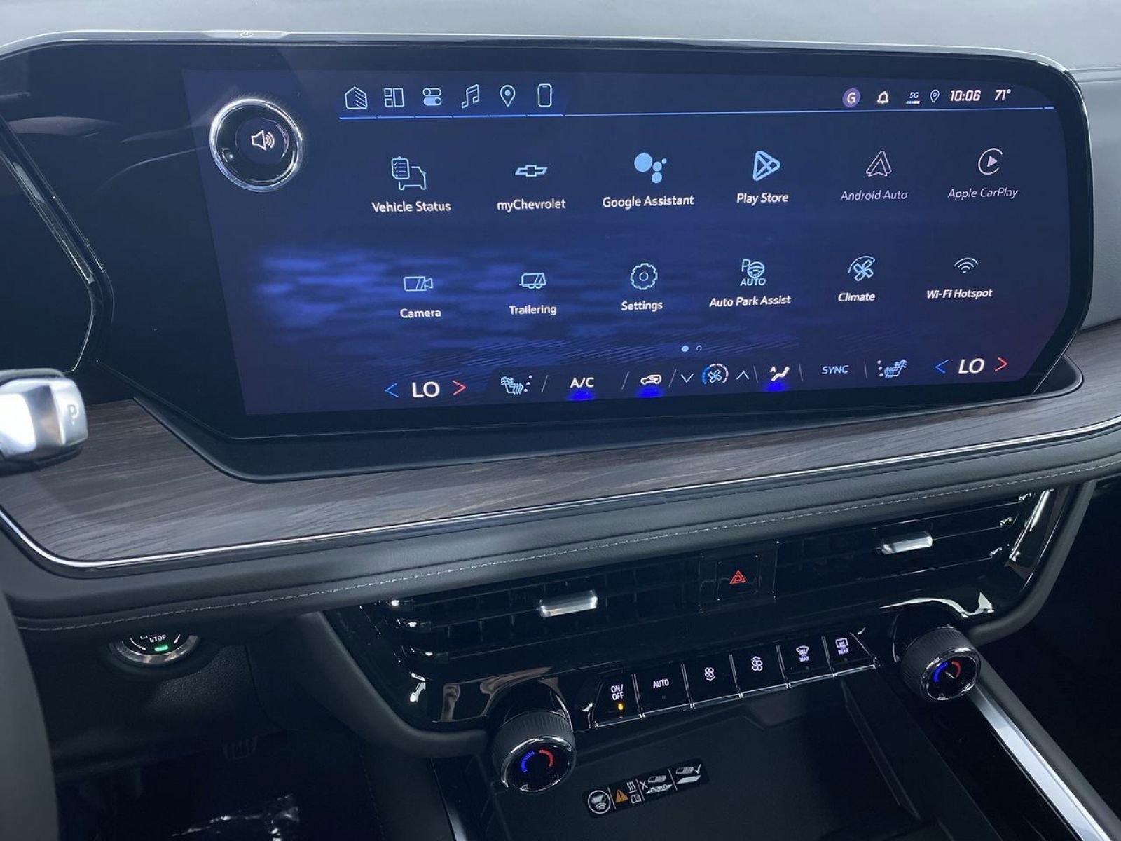 New 2026 Chevrolet Tahoe LT w/ Comfort Package AWD/4WD image 5