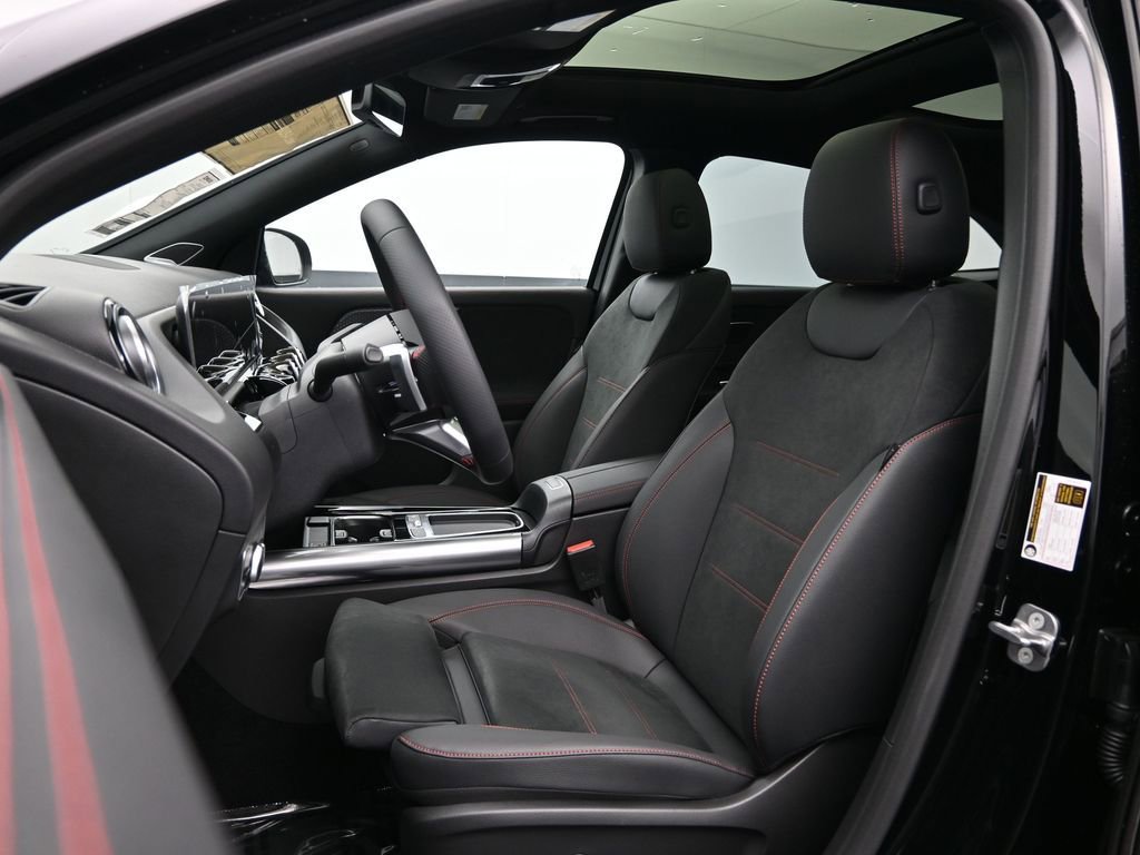 New 2025 Mercedes-Benz GLA 250 4MATIC image 22