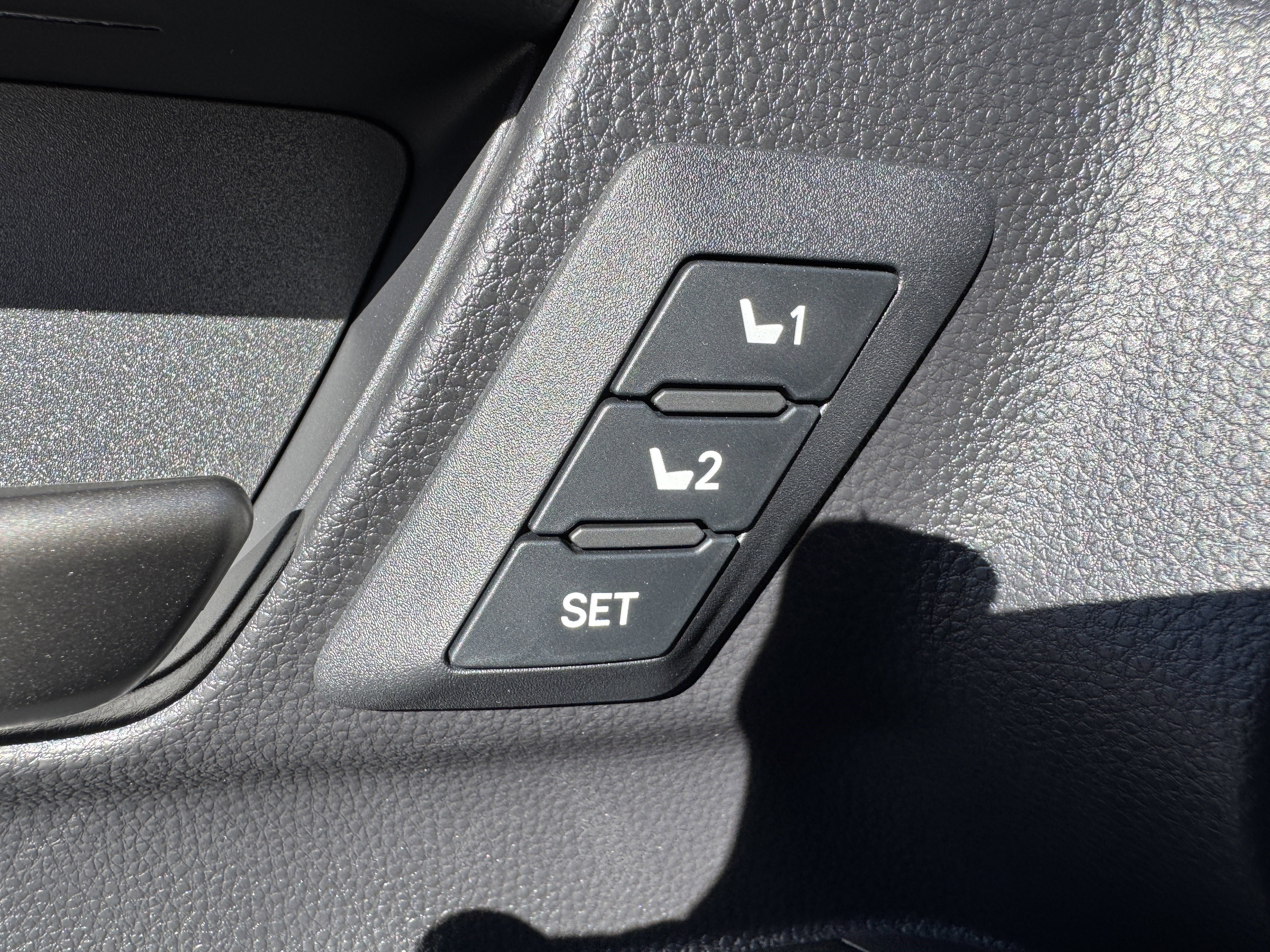 New 2026 Toyota 4Runner Limited AWD/4WD image 10