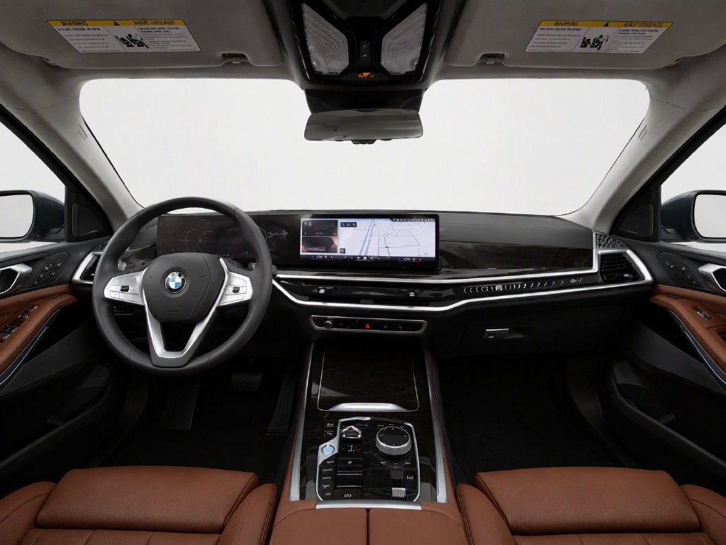 Certified 2024 BMW X7 xDrive40i w/ Executive Package AWD/4WD image 37