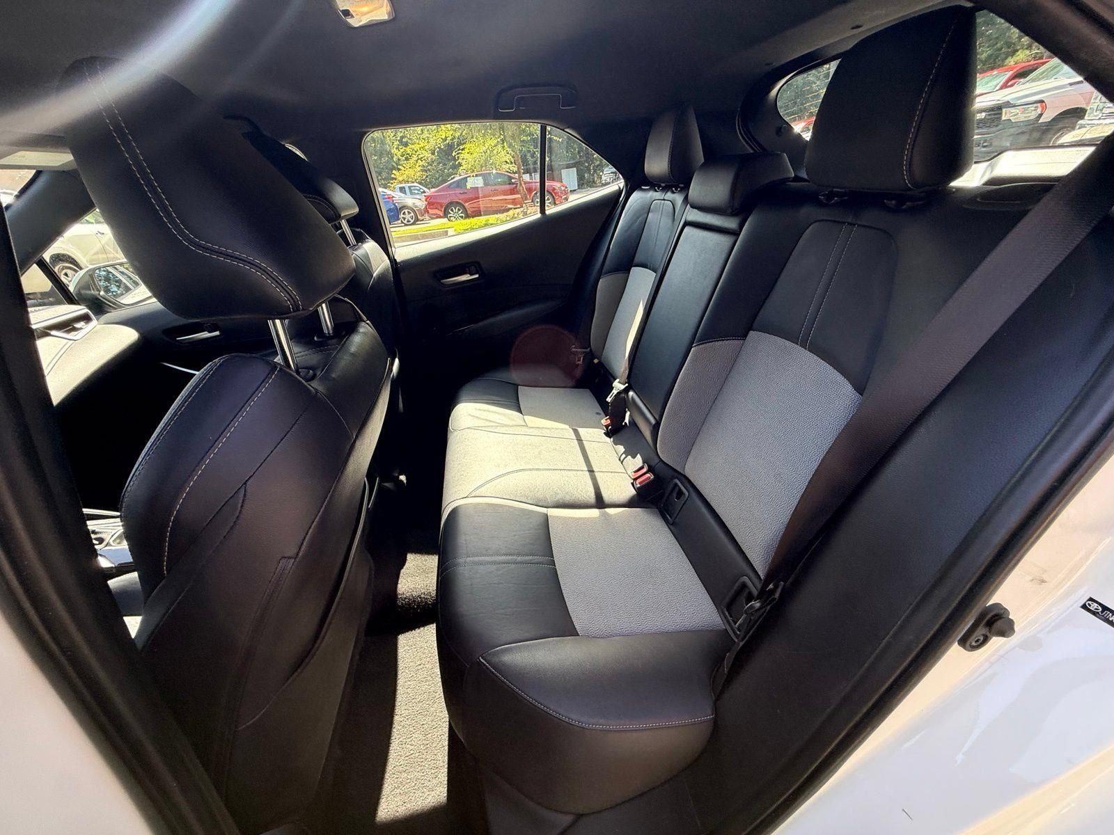 Used 2019 Toyota Corolla XSE FWD image 27
