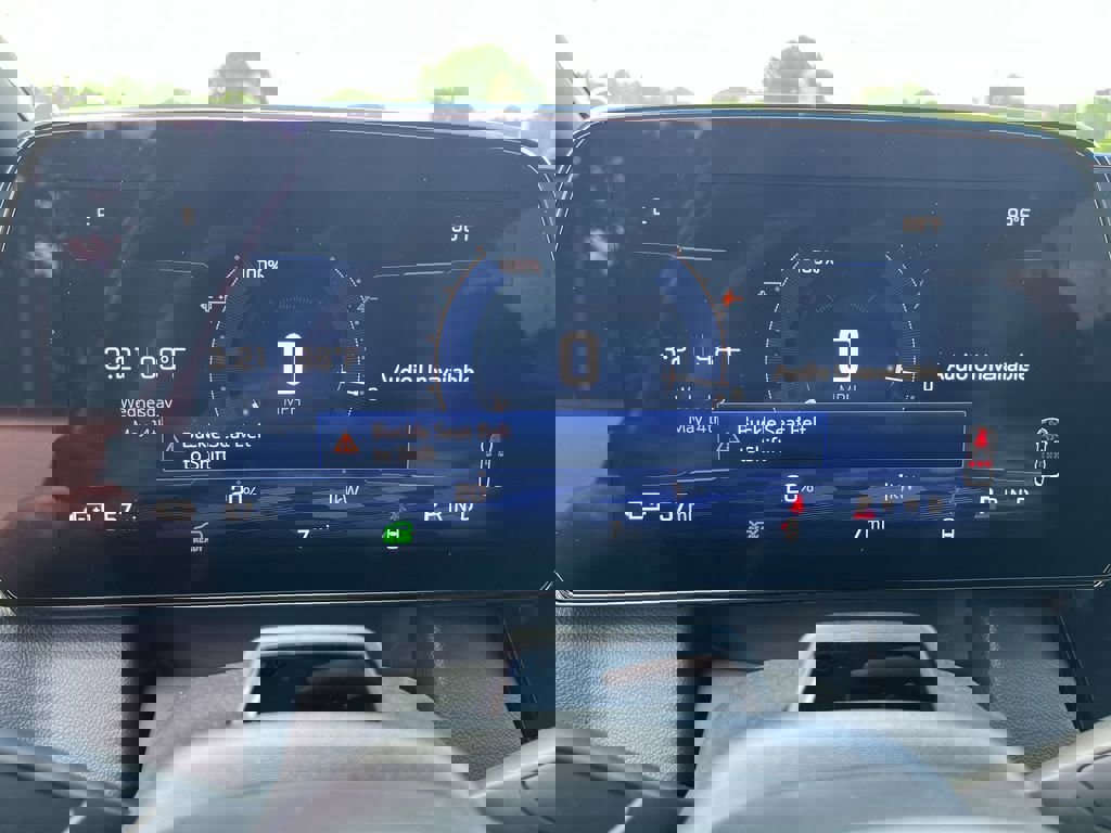 New 2025 Chevrolet Equinox EV RS image 22