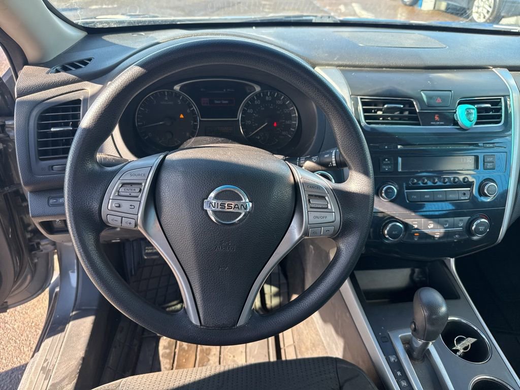 Used 2015 Nissan Altima 2.5 S w/ Power Driver Seat Package image 16