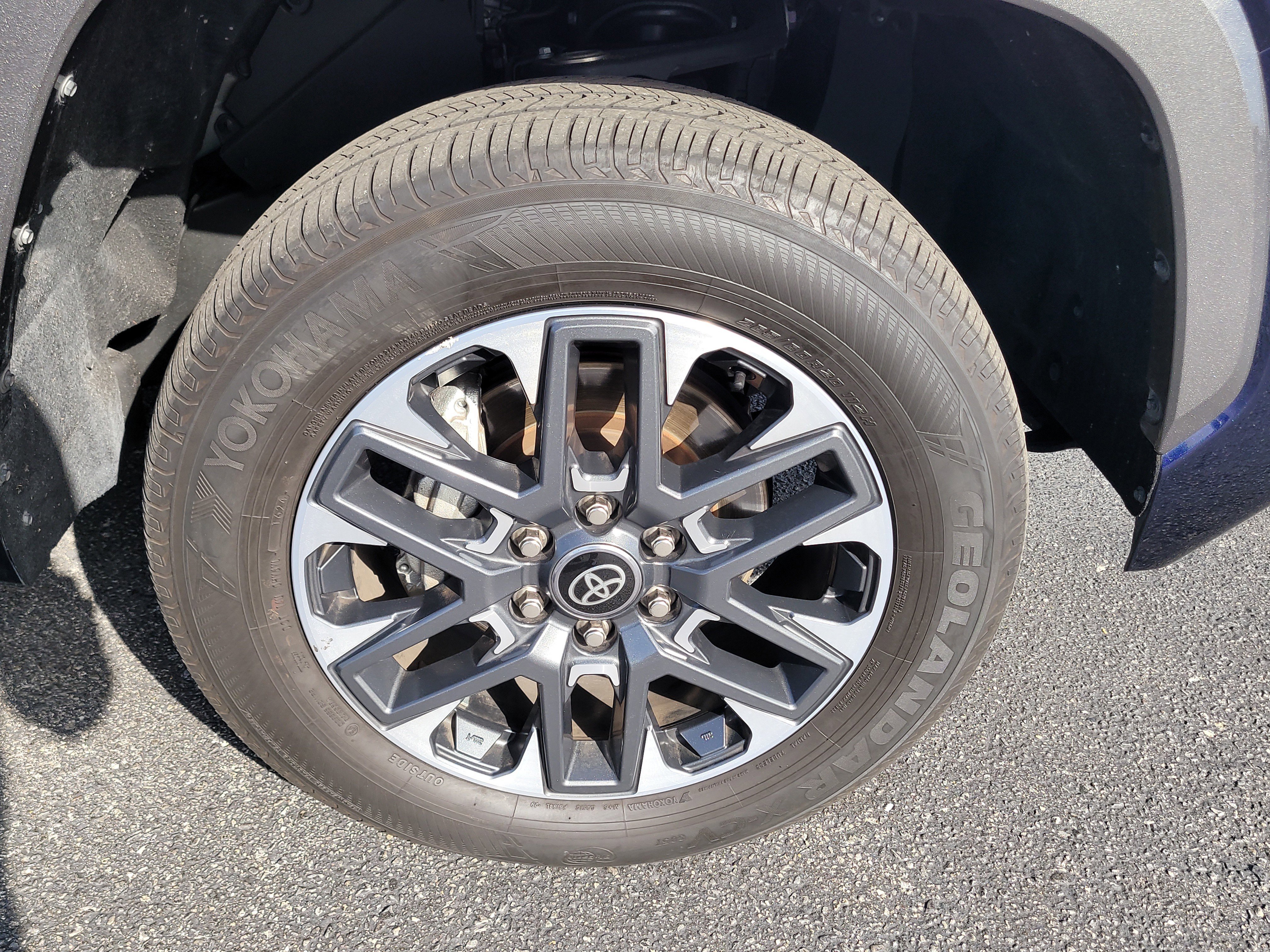 Used 2025 Toyota Tundra Limited image 10