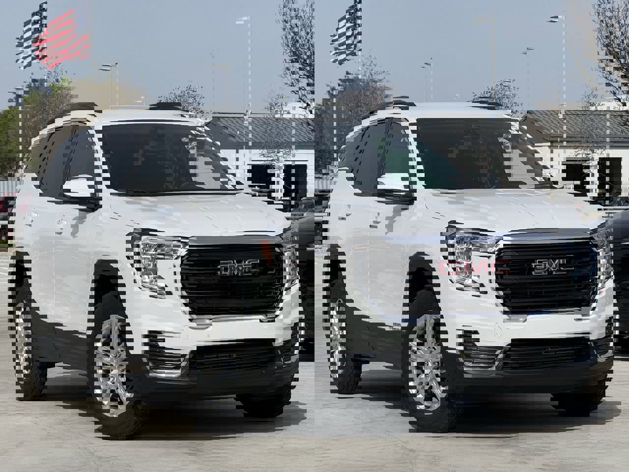 Certified 2023 GMC Terrain SLE w/ Driver Convenience Package image 2