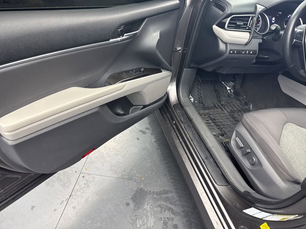 Used 2021 Toyota Camry LE w/ Cold Weather Package AWD/4WD image 29