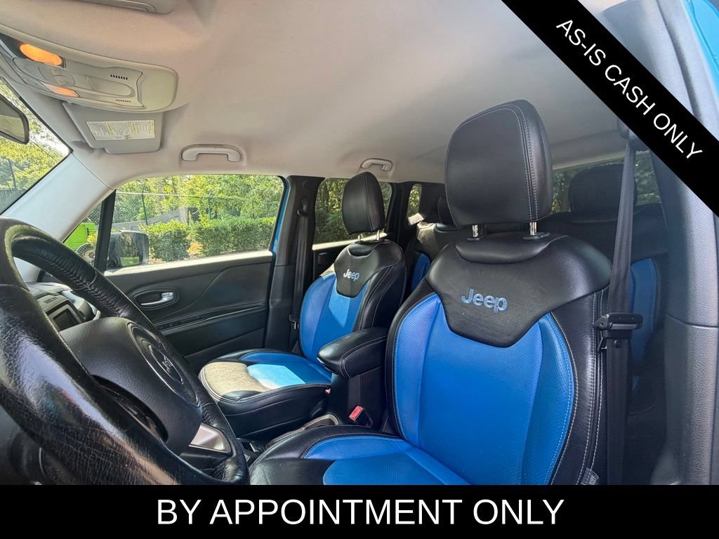 Used 2015 Jeep Renegade Latitude w/ Popular Equipment Group FWD image 10