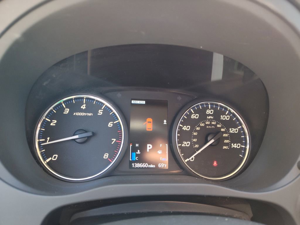 Used 2016 Mitsubishi Outlander AWD image 24