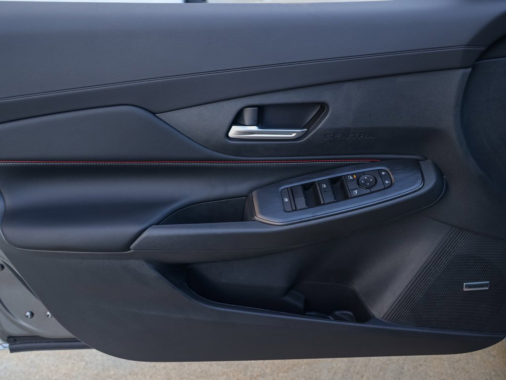 New 2026 Nissan Sentra SR w/ SR Premium Package FWD image 23