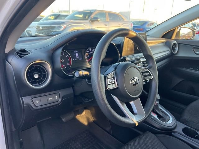 Used 2019 Kia Forte LXS image 9