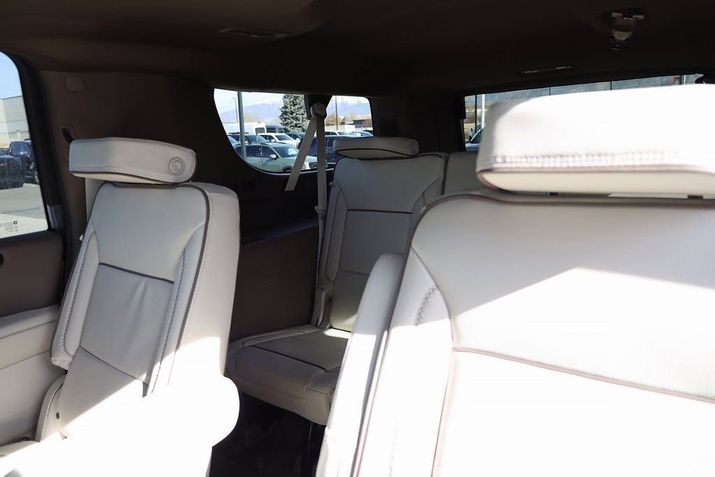 New 2026 GMC Yukon XL Denali w/ Advanced Technology Package image 19