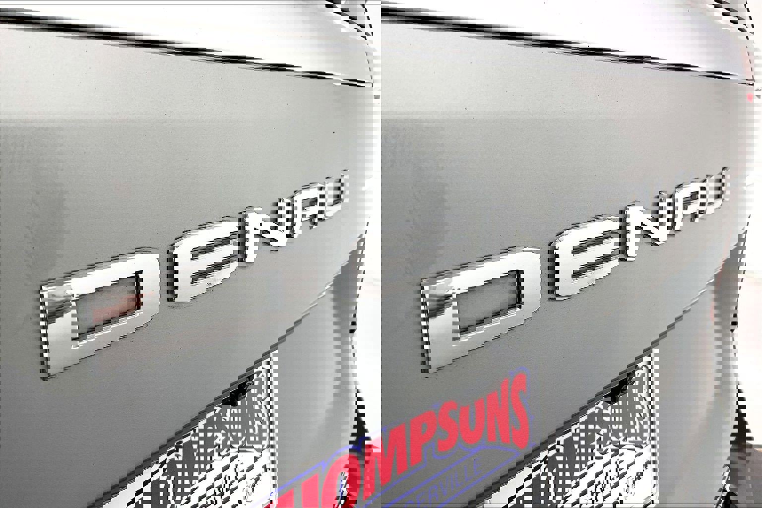 Used 2025 GMC Yukon Denali image 31