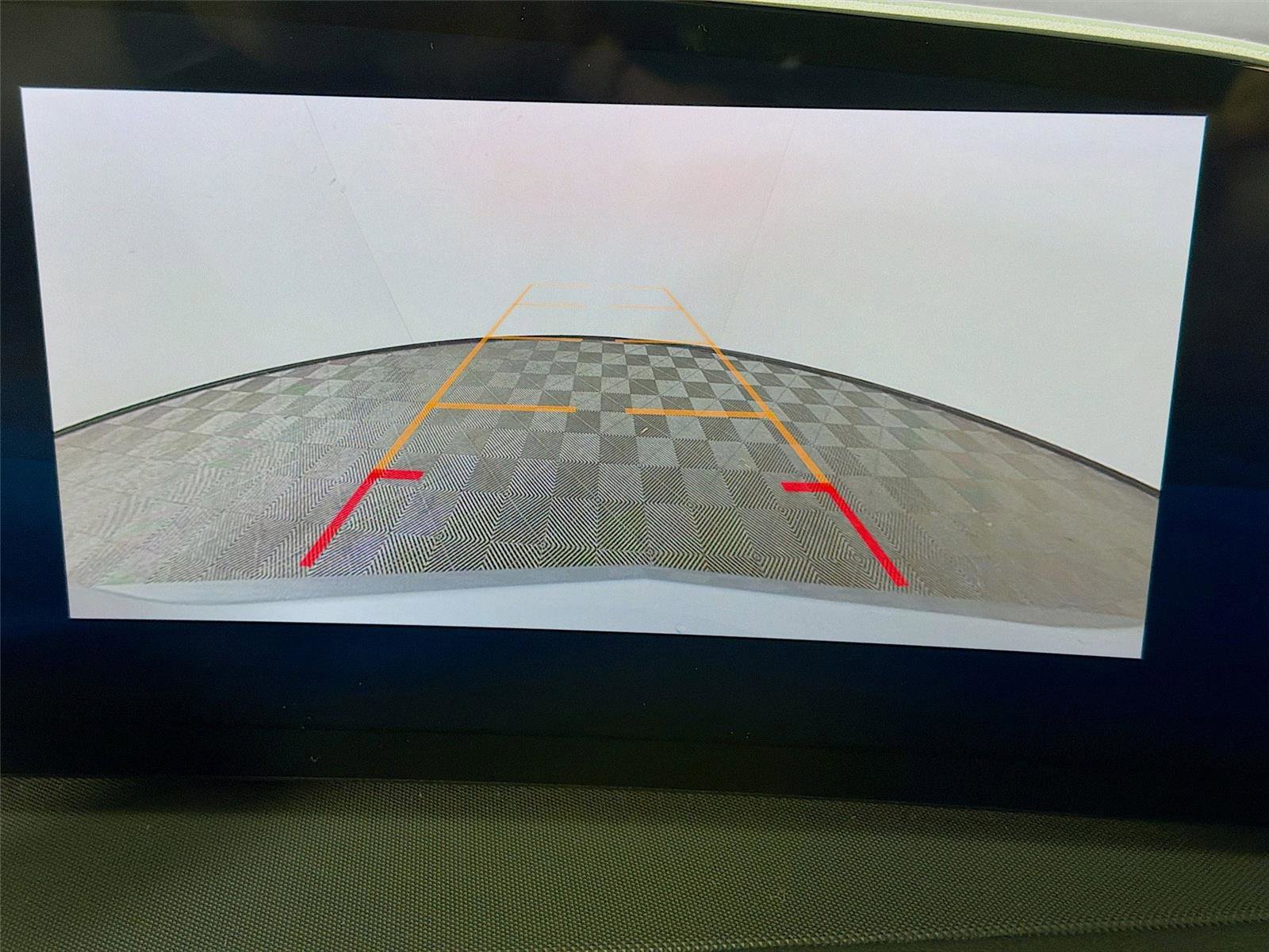 Used 2024 Cadillac XT4 Luxury w/ Cold Weather Package image 15