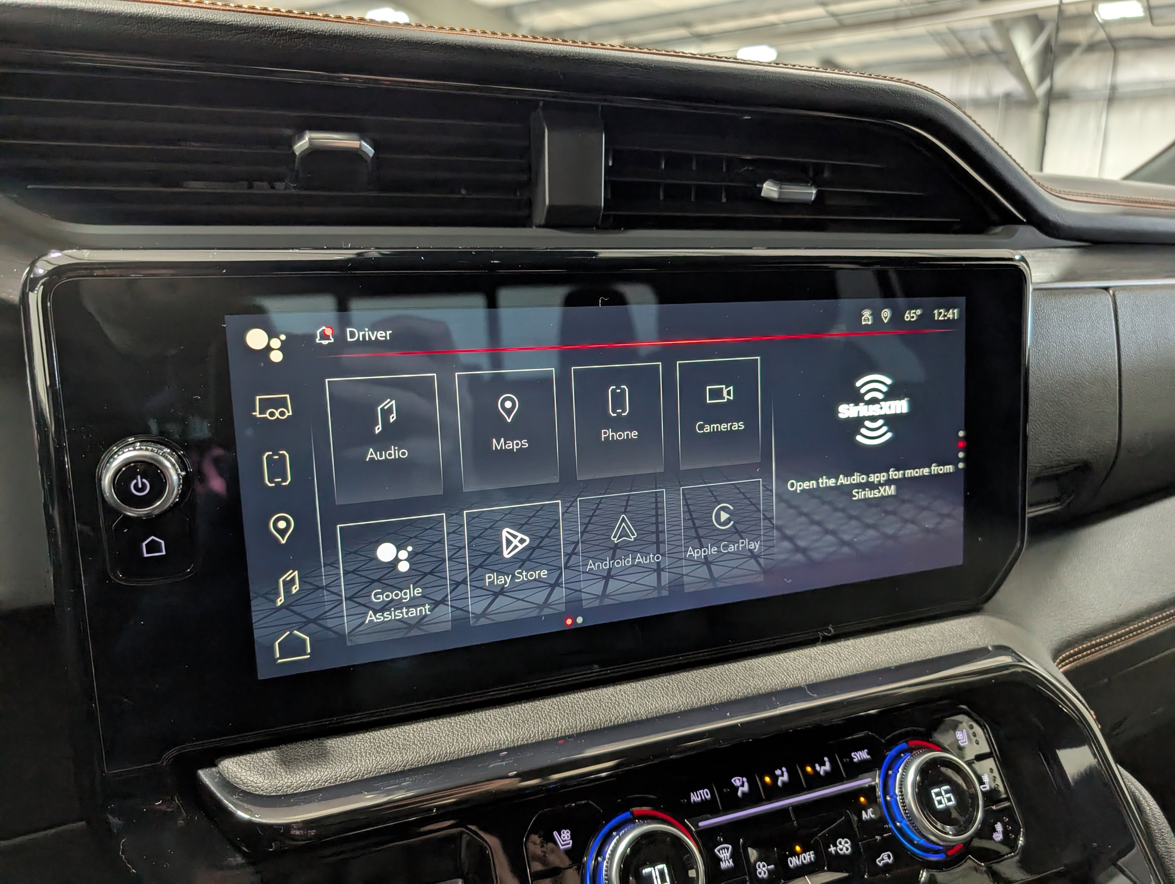 Used 2024 GMC Sierra 1500 AT4 w/ Technology Package image 26