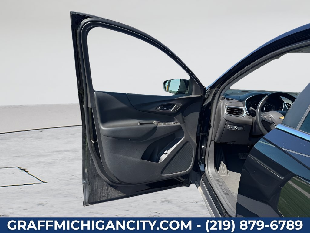 Used 2024 Chevrolet Equinox LT AWD/4WD image 9