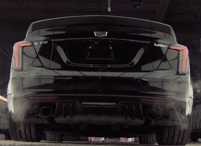 Used 2022 Cadillac CT5 V Blackwing w/ Carbon Fiber Package 2 RWD image 5