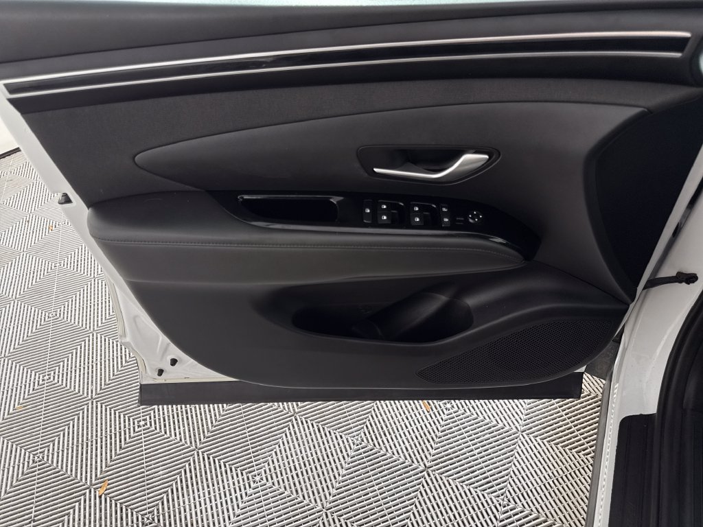 Used 2022 Hyundai Tucson SEL w/ Convenience Package FWD image 10
