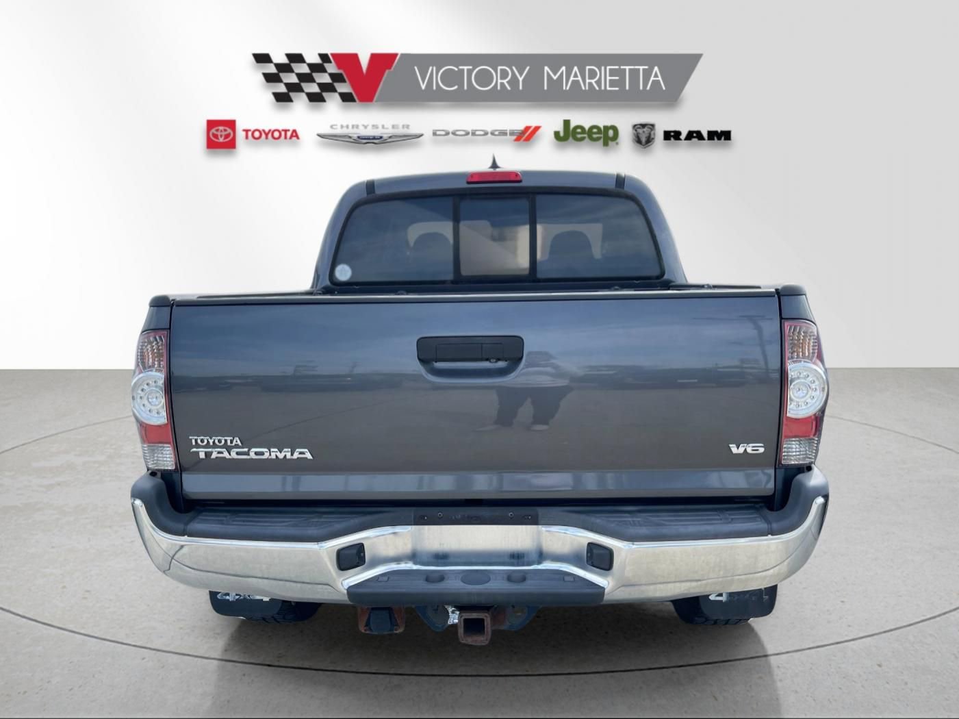 Used 2015 Toyota Tacoma 4x4 Double Cab w/ TRD Off-Road Package image 3