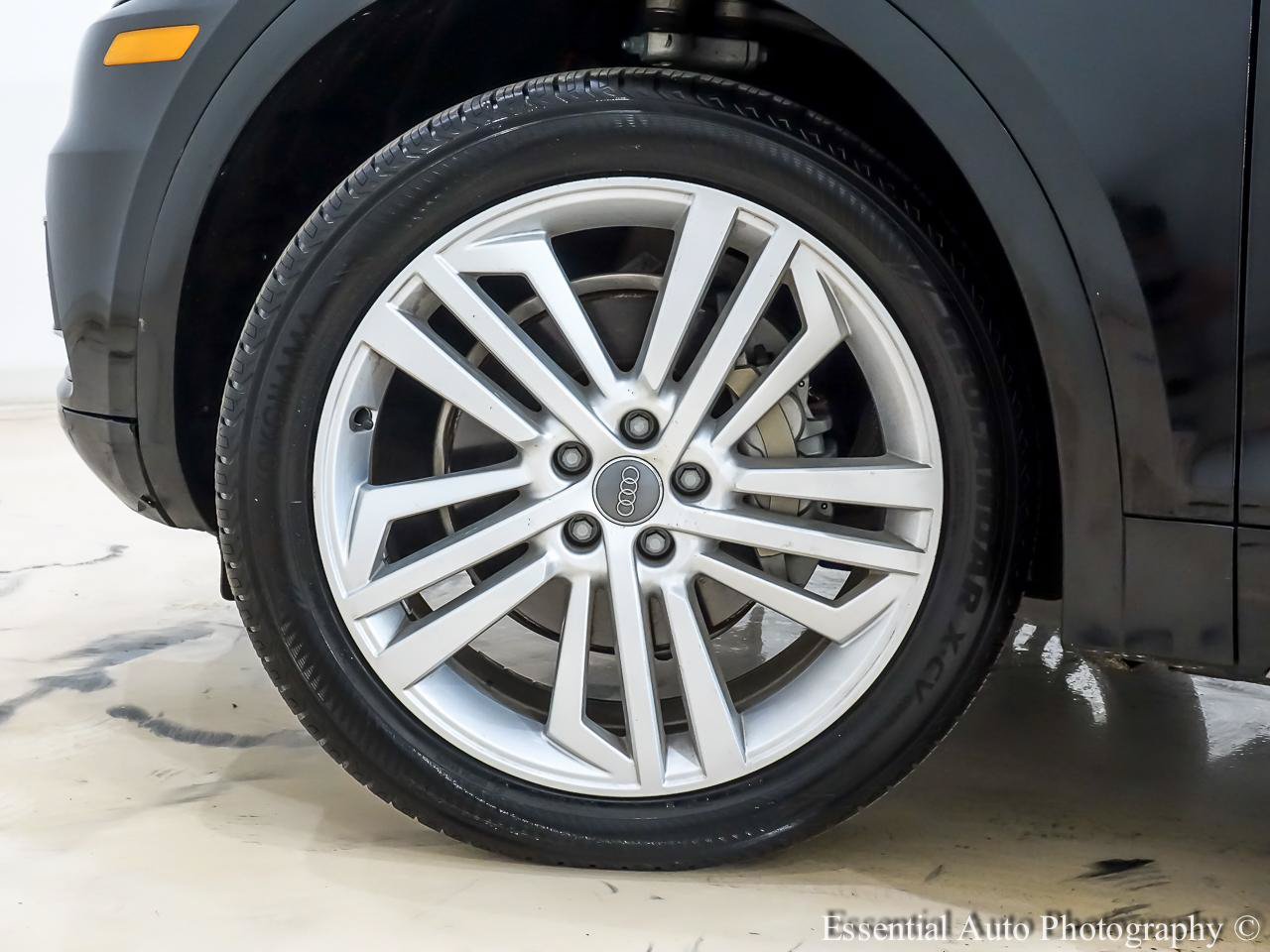 Used 2020 Audi Q5 2.0T Premium Plus w/ Premium Plus Package AWD/4WD image 12