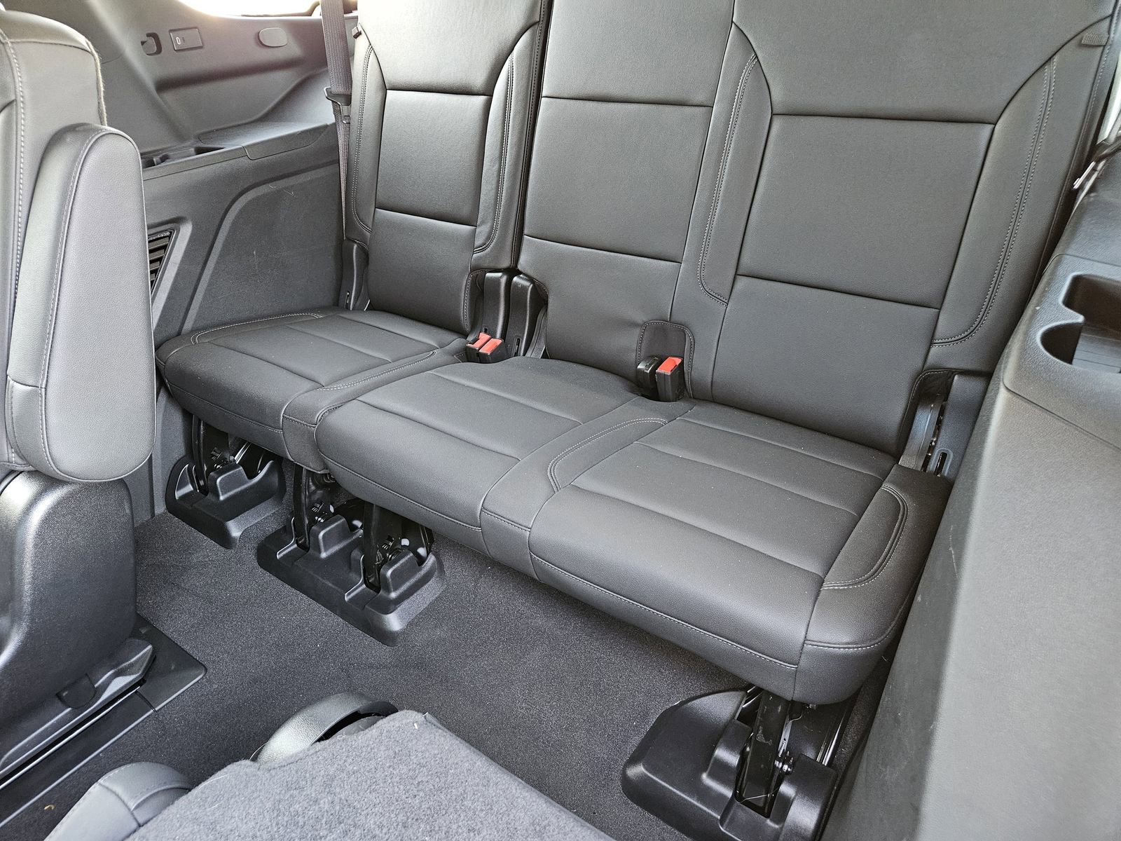 Certified 2024 Chevrolet Tahoe Z71 w/ Luxury Package image 35