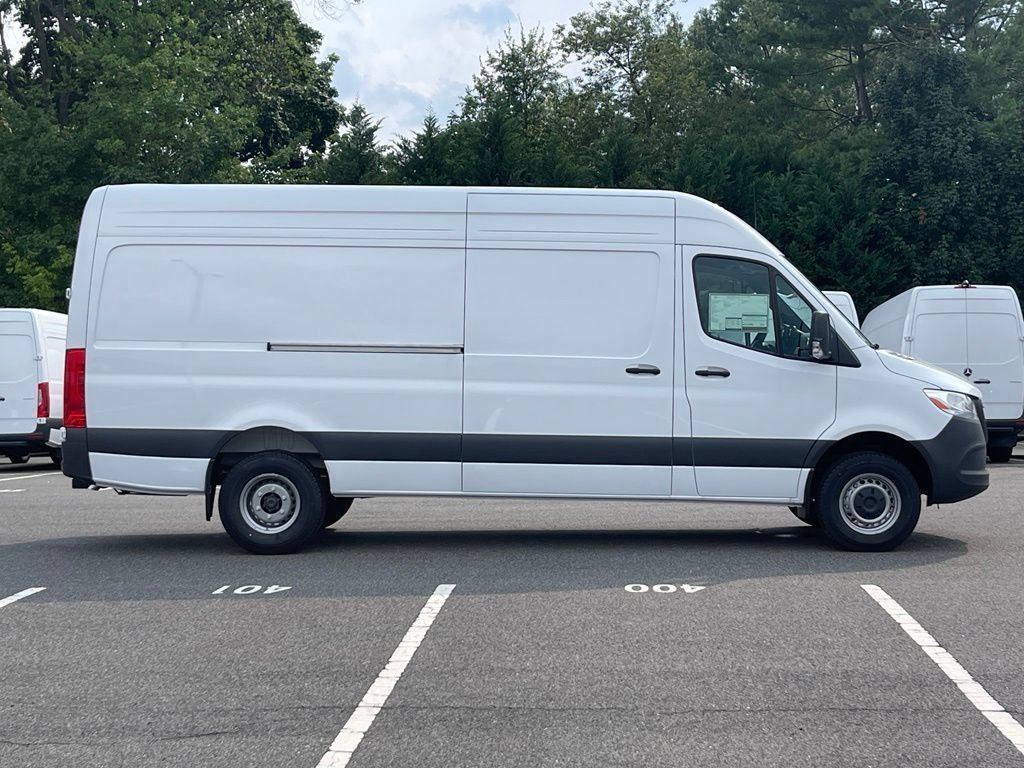 New 2026 Mercedes-Benz Sprinter 3500 image 3