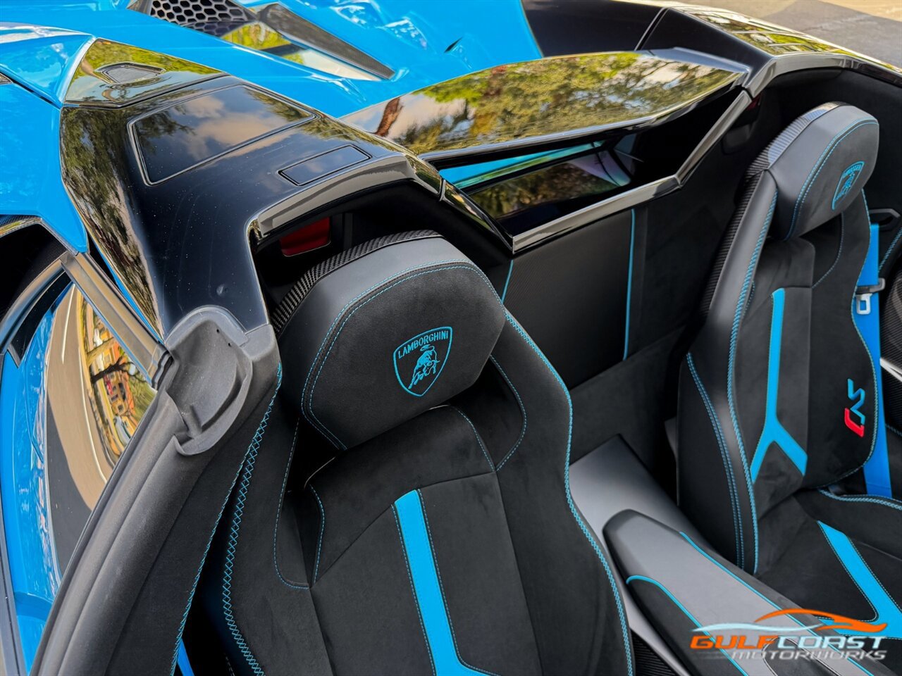 Used 2021 Lamborghini Aventador SVJ AWD/4WD image 35