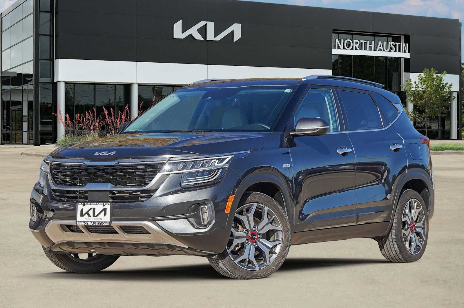 Used 2023 Kia Seltos SX