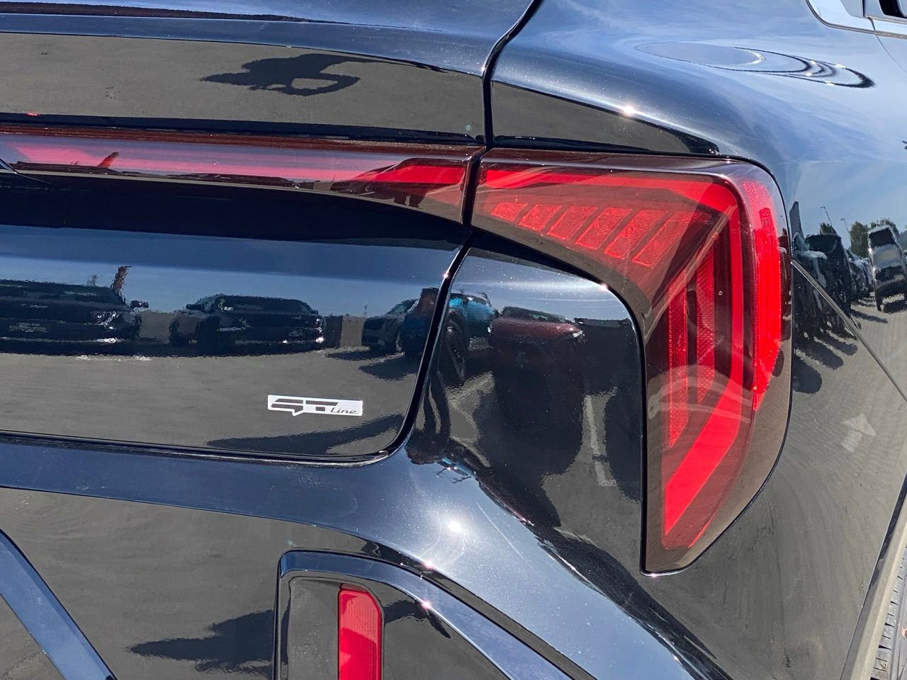 New 2026 Kia K4 GT-Line FWD image 4