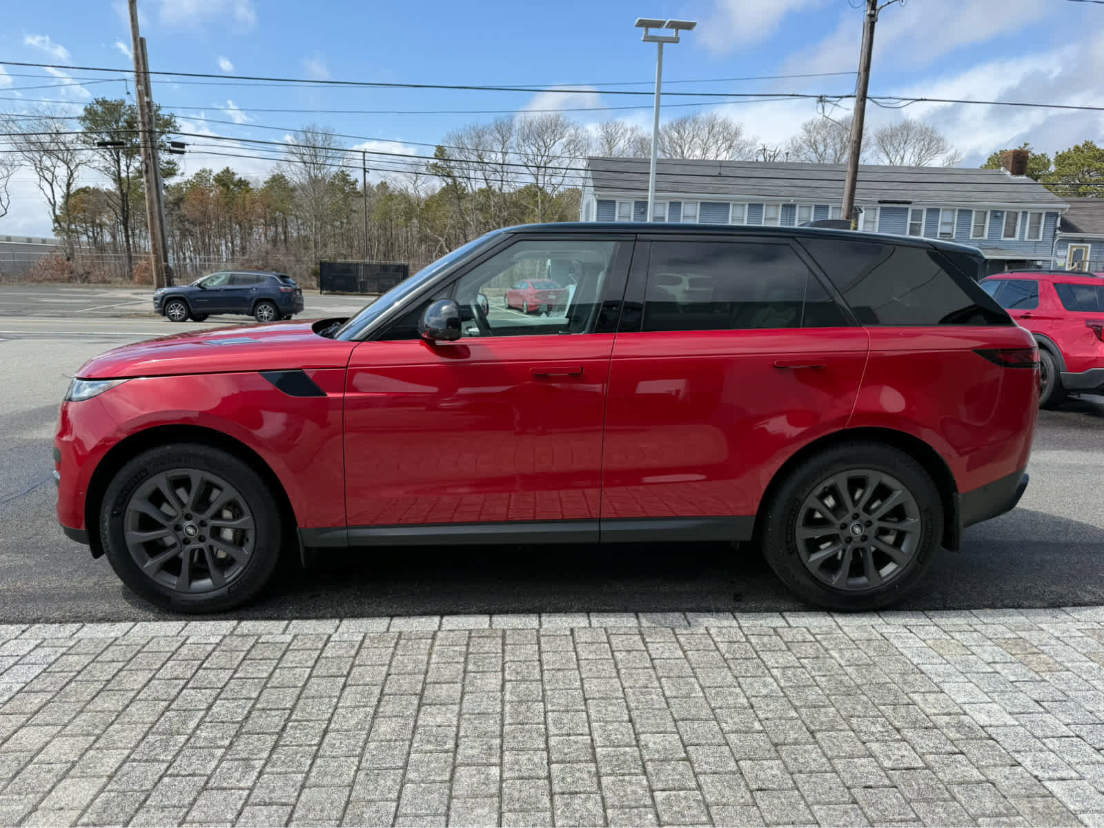 Used 2023 Land Rover Range Rover Sport SE image 5