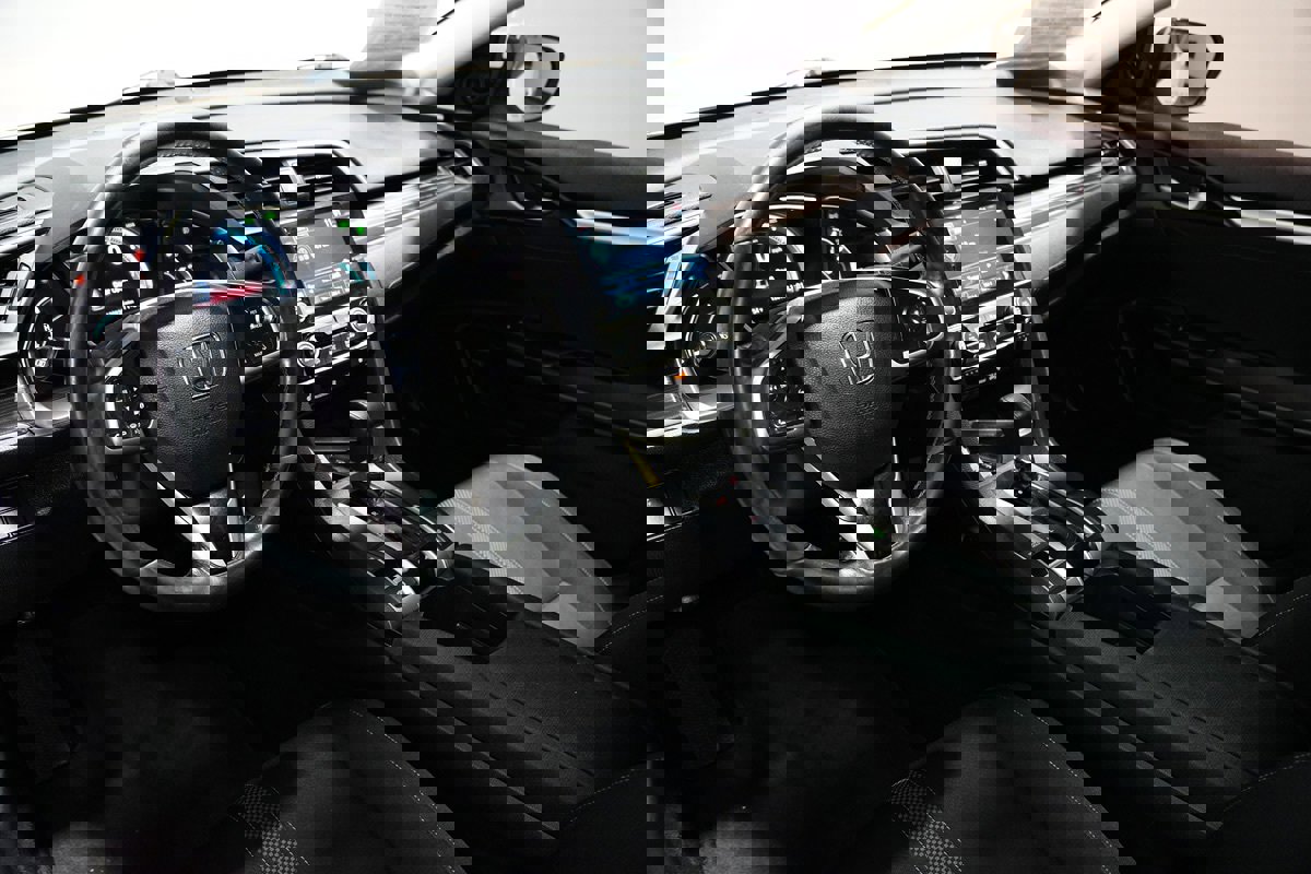 Used 2019 Honda Civic EX image 13