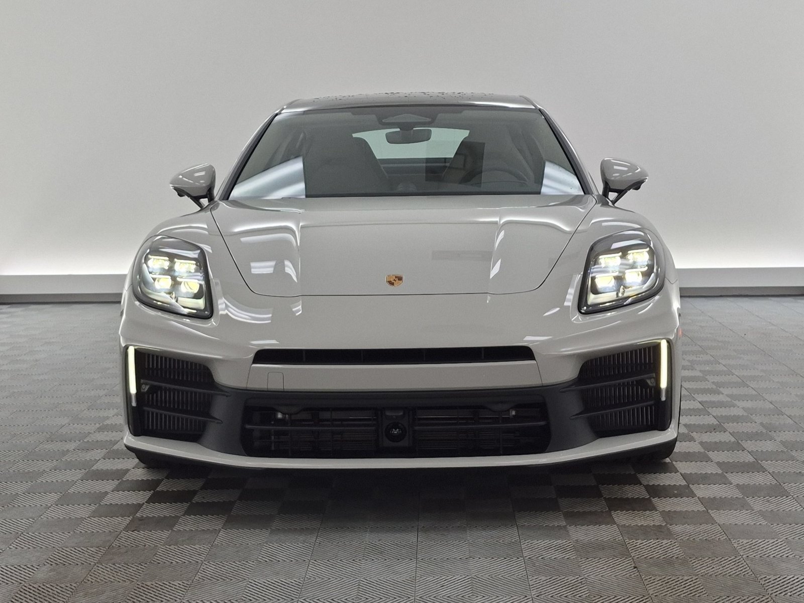 New 2026 Porsche Panamera image 7