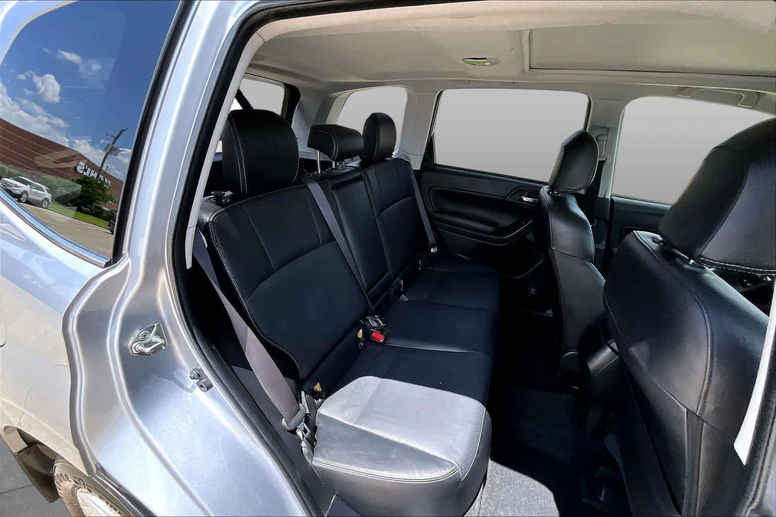 Used 2014 Subaru Forester 2.5i Touring AWD/4WD image 20