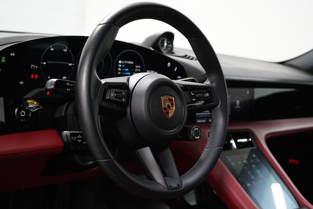 Used 2023 Porsche Taycan 4S AWD/4WD image 20