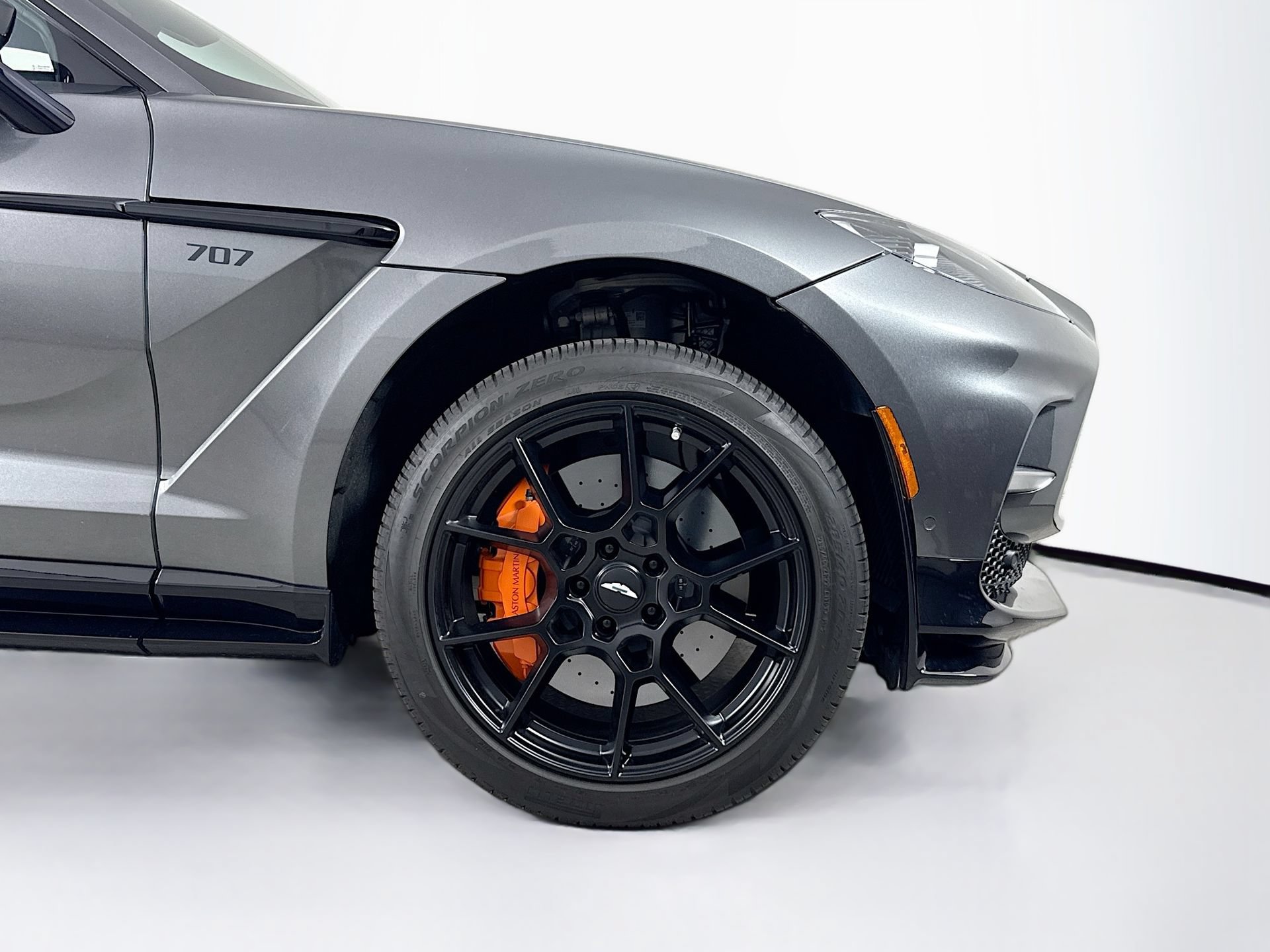 Used 2023 Aston Martin DBX 707 AWD/4WD image 28