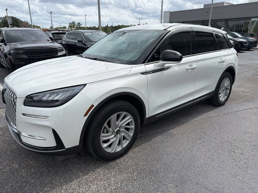 Used 2023 Lincoln Corsair FWD image 5