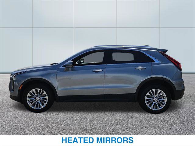 Used 2024 Cadillac XT4 Luxury w/ Cold Weather Package FWD image 10