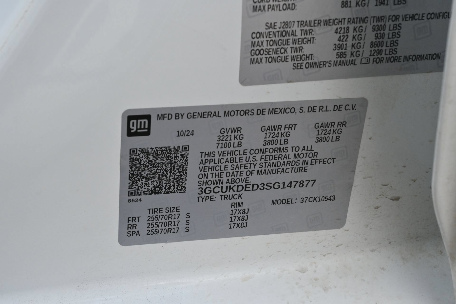 Used 2025 Chevrolet Silverado 1500 LT AWD/4WD image 31