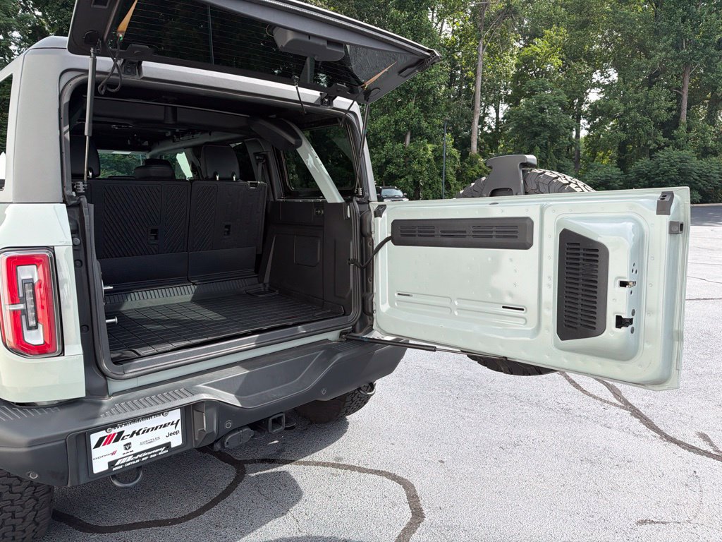 Used 2024 Ford Bronco Badlands AWD/4WD image 19