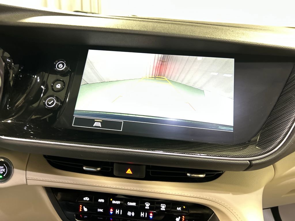 Used 2023 Buick Envision Preferred image 18