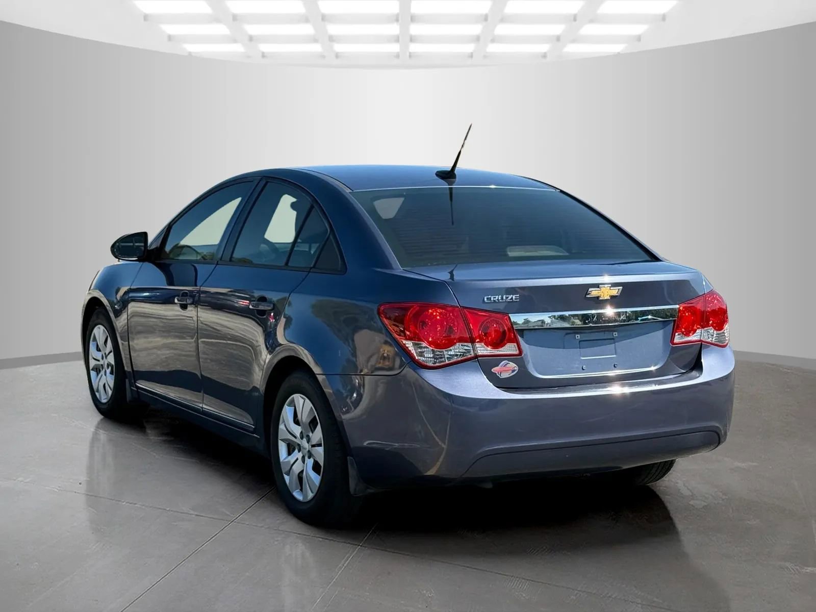 Used 2014 Chevrolet Cruze LS image 7