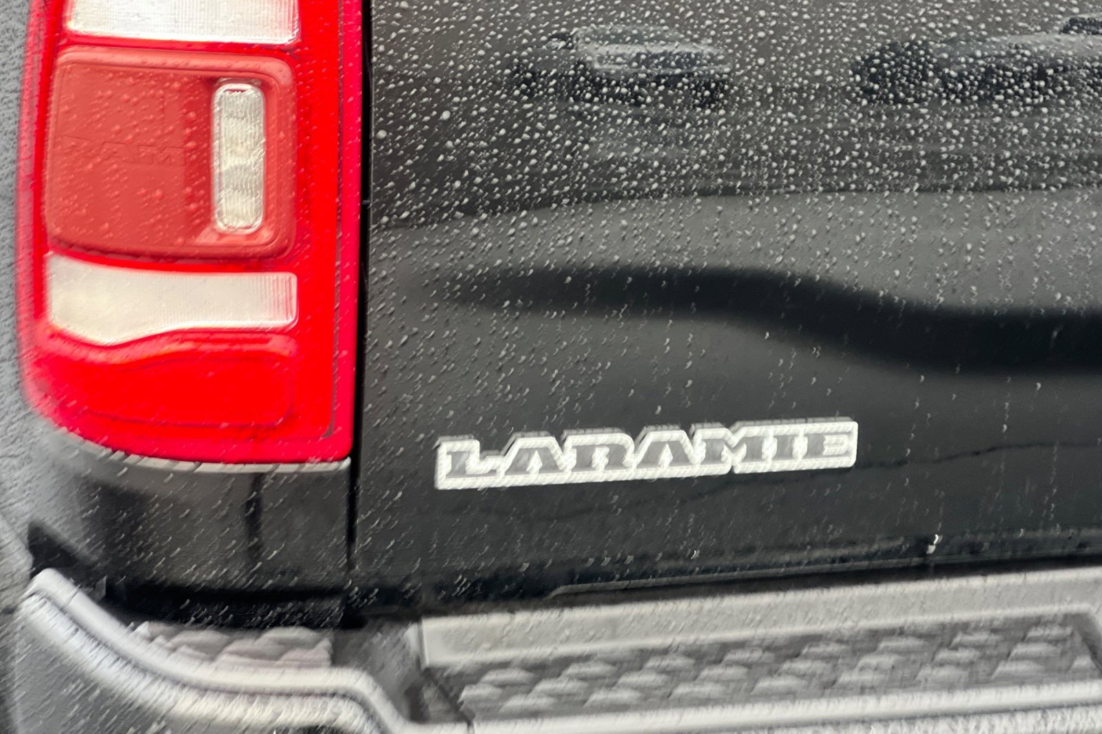 Used 2020 RAM 3500 Laramie image 29