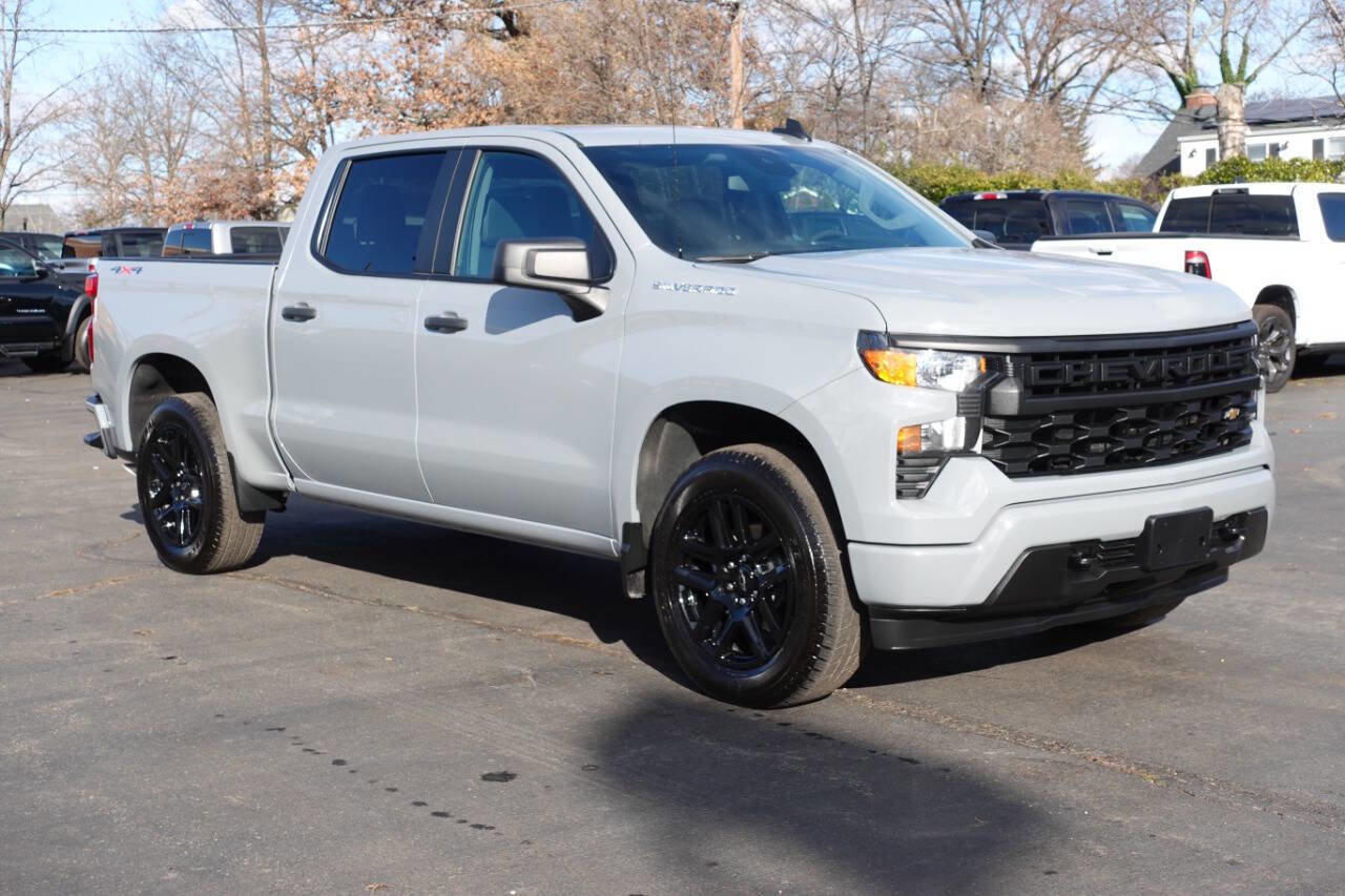Used 2024 Chevrolet Silverado 1500 Custom AWD/4WD image 5
