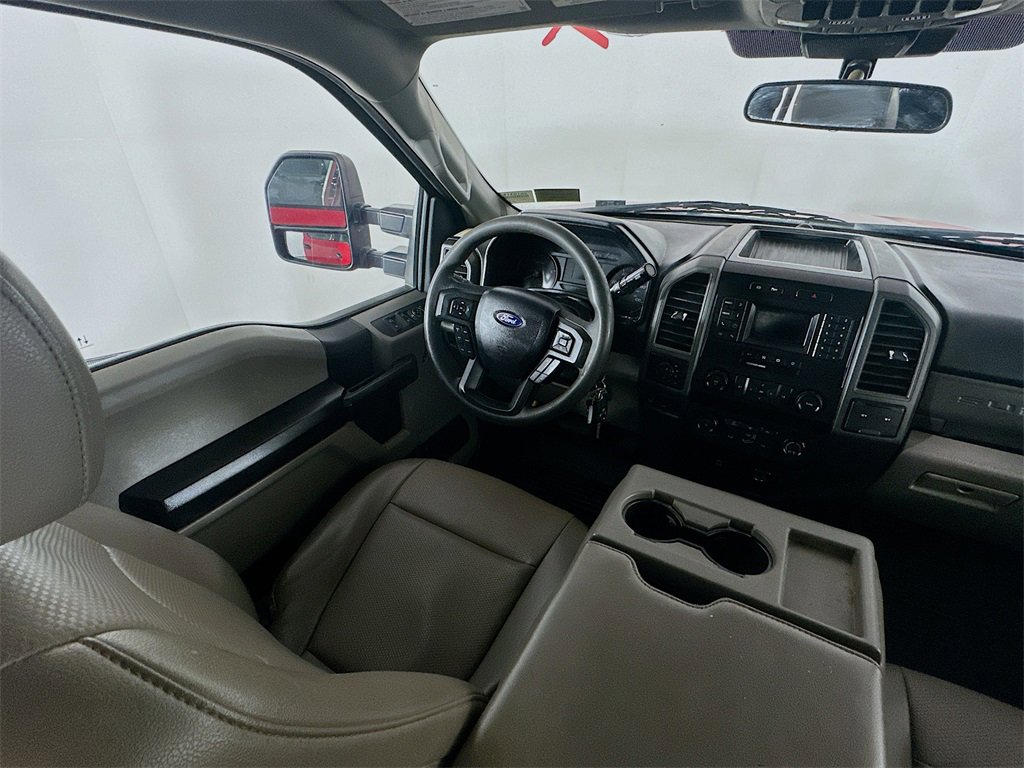 Used 2020 Ford F450 XL w/ Power Equipment Group image 9